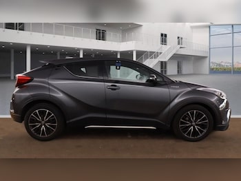 Used Toyota C-HR 2018 for sale - 75950723: Photo