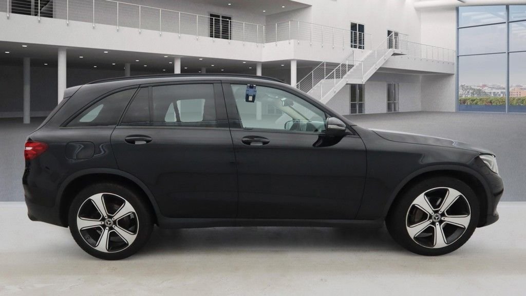 Used Mercedes-Benz GLC 2018 for sale - 77806280: Photo 11