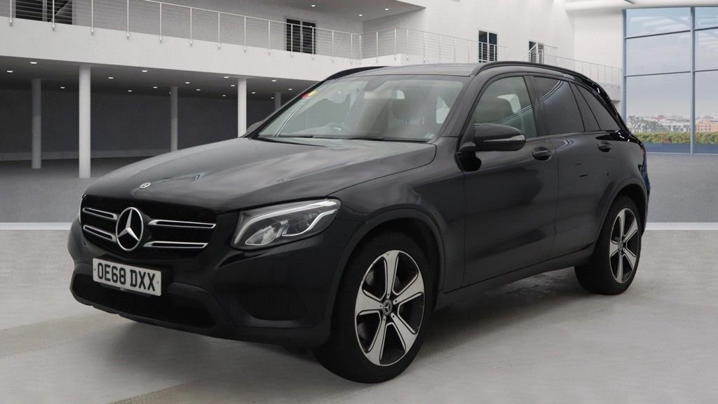 Used Mercedes-Benz GLC 2018 for sale - 77806280: Photo 2