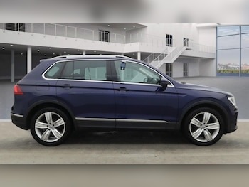 Used Volkswagen Tiguan 2020 for sale - 77236367: Photo