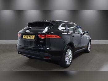 Used Jaguar F-Pace 2019 for sale - 78431159: Photo