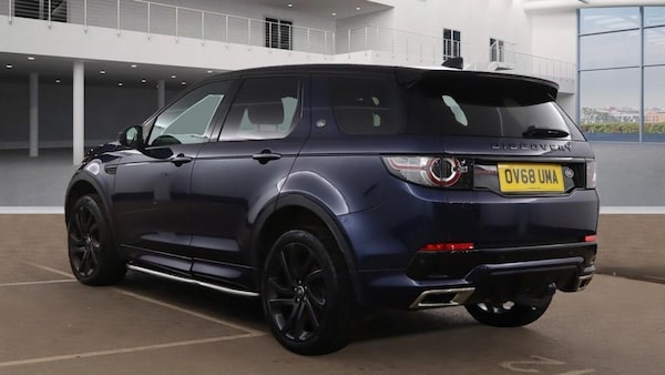 Used Land Rover Discovery Sport 2018 for sale - 76286162: Photo 3