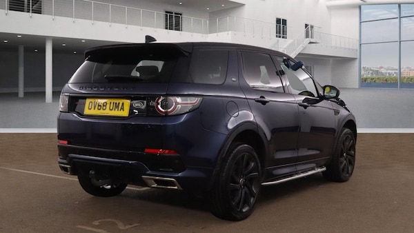 Used Land Rover Discovery Sport 2018 for sale - 76286162: Photo 4