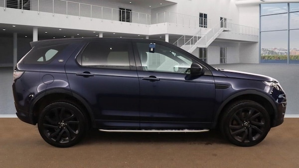 Used Land Rover Discovery Sport 2018 for sale - 76286162: Photo 5