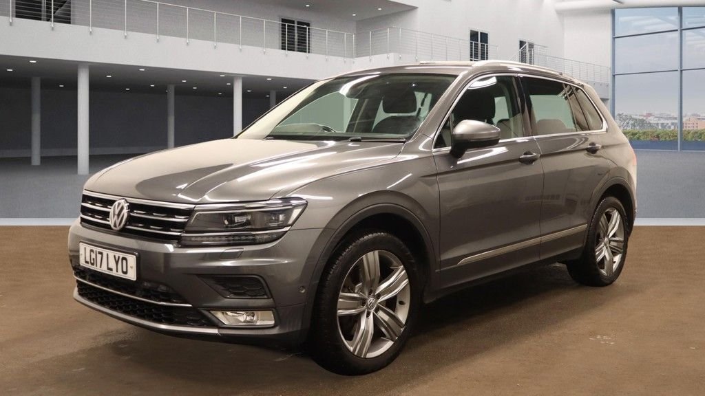 Used Volkswagen Tiguan 2017 for sale - 76496671: Photo 2