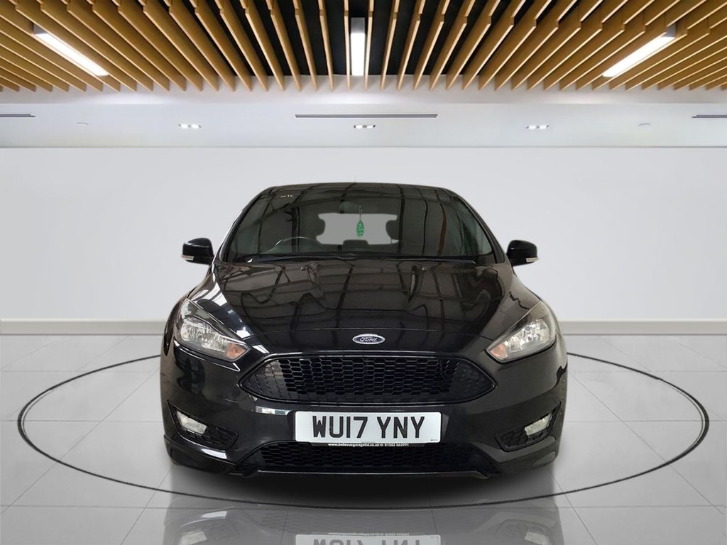 Used Ford Focus 2017 for sale - 77820774: Photo 2