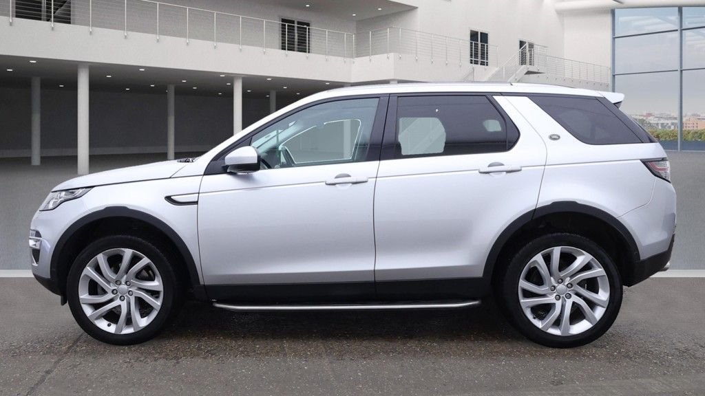 Used Land Rover Discovery Sport 2018 for sale - 76139920: Photo 6