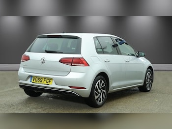 Used Volkswagen Golf 2019 for sale - 78463612: Photo