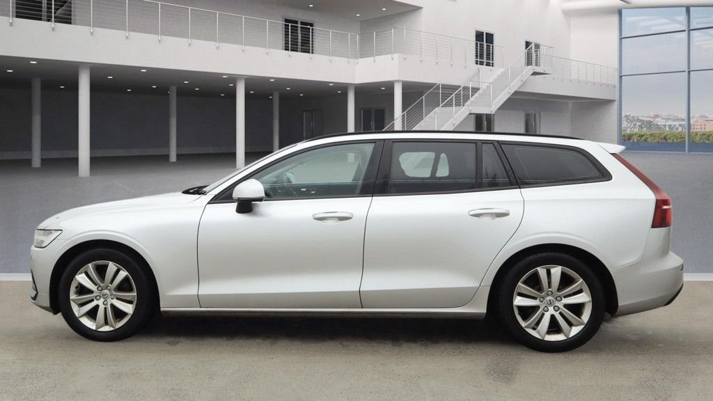 Used Volvo V60 2018 for sale - 77275790: Photo 12