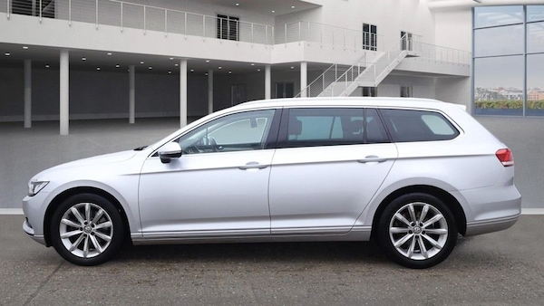 Used Volkswagen Passat 2019 for sale - 76286168: Photo 6