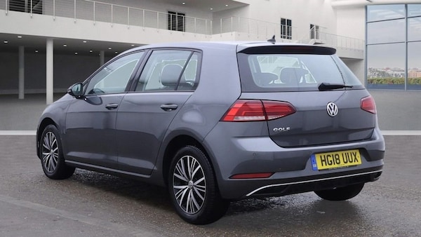 Used Volkswagen Golf 2018 for sale - 76286157: Photo 3