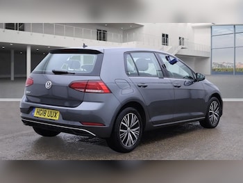 Used Volkswagen Golf 2018 for sale - 76286157: Photo 4