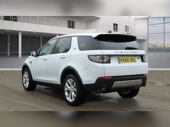 Used Land Rover Discovery Sport 2016 for sale - 75487413: Photo