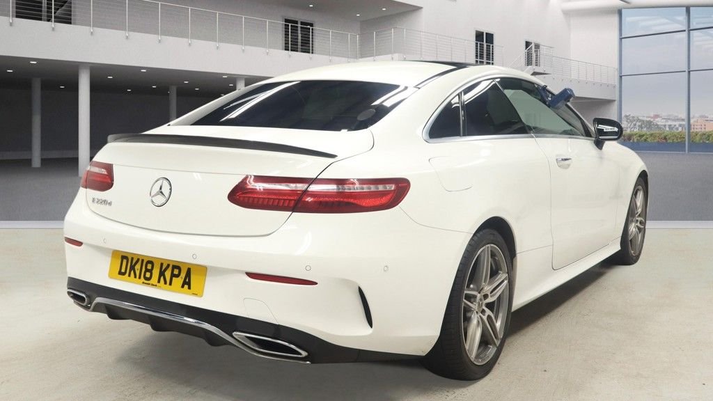 Used Mercedes-Benz E Class 2018 for sale - 77521041: Photo 10