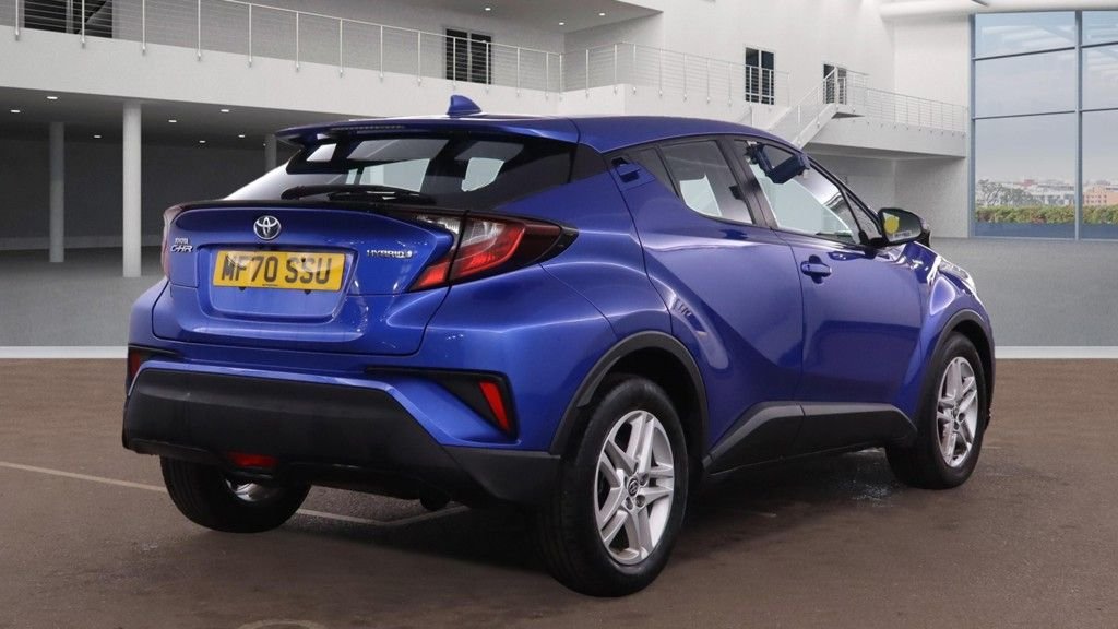 Used Toyota C-HR 2020 for sale - 76389845: Photo 4
