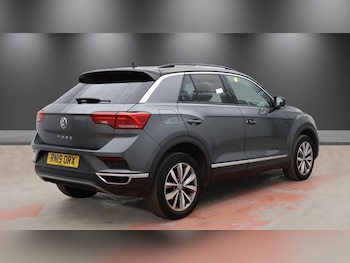 Used Volkswagen T-Roc 2019 for sale - 78663928: Photo