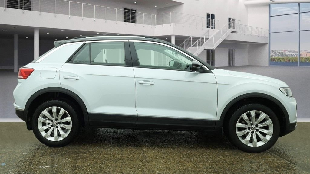 Used Volkswagen T-Roc 2019 for sale - 77600236: Photo 11