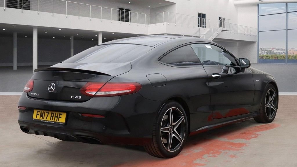 Used Mercedes-Benz C Class 2017 for sale - 77422138: Photo 4