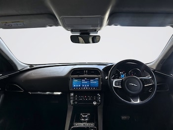 Used Jaguar F-Pace 2018 for sale - 78463617: Photo