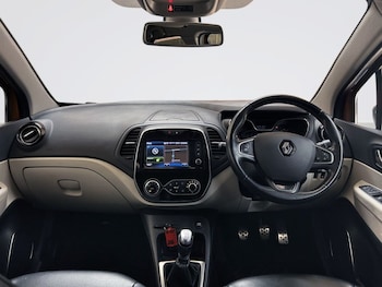 Used Renault Captur 2019 for sale - 79358356: Photo