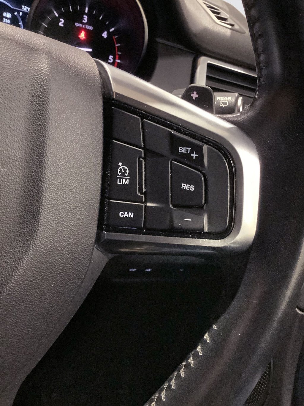 Used Land Rover Discovery Sport 2017 for sale - 77042527: Photo 14