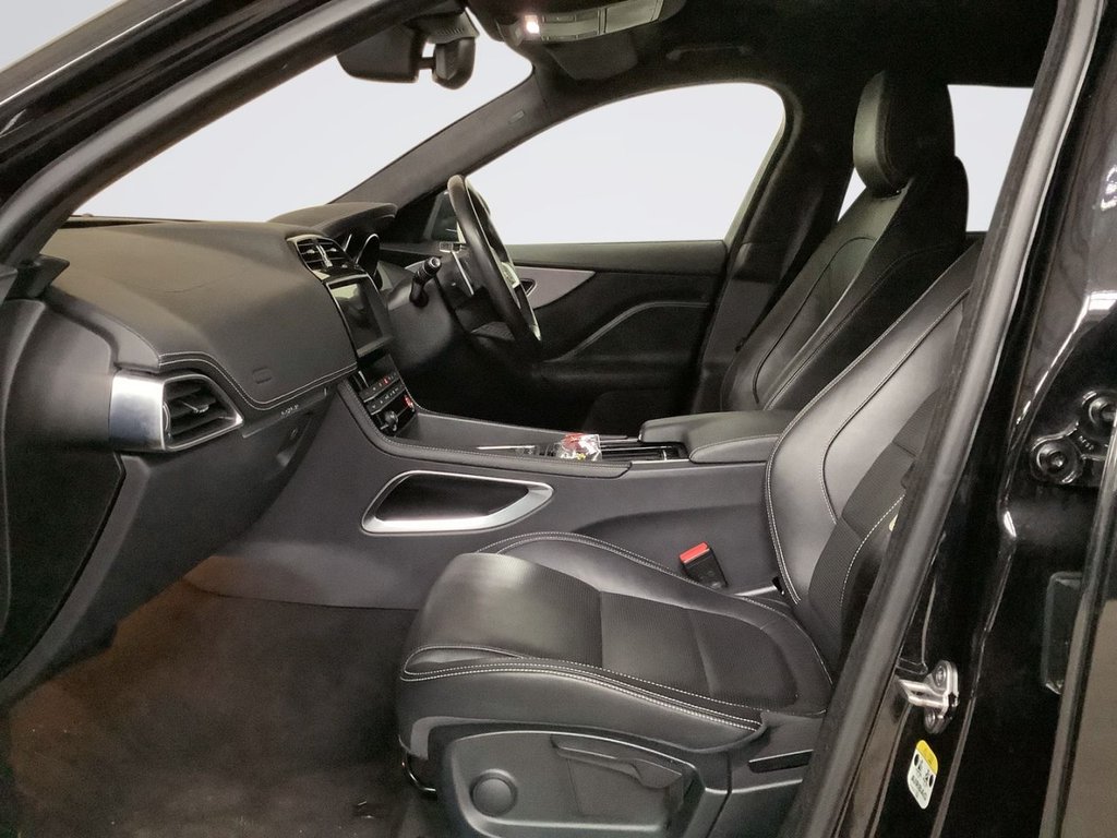 Used Jaguar F-Pace 2019 for sale - 78021967: Photo 11