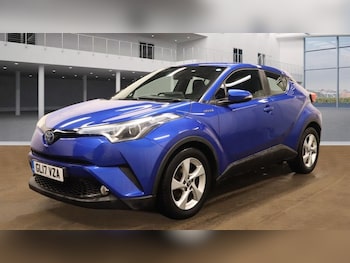 Used Toyota C-HR 2017 for sale - 75842998: Photo