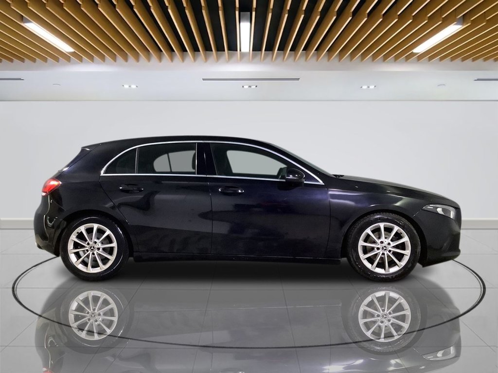 Used Mercedes-Benz A-Class 2018 for sale - 76372445: Photo 9