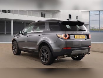 Used Land Rover Discovery Sport 2019 for sale - 76496835: Photo