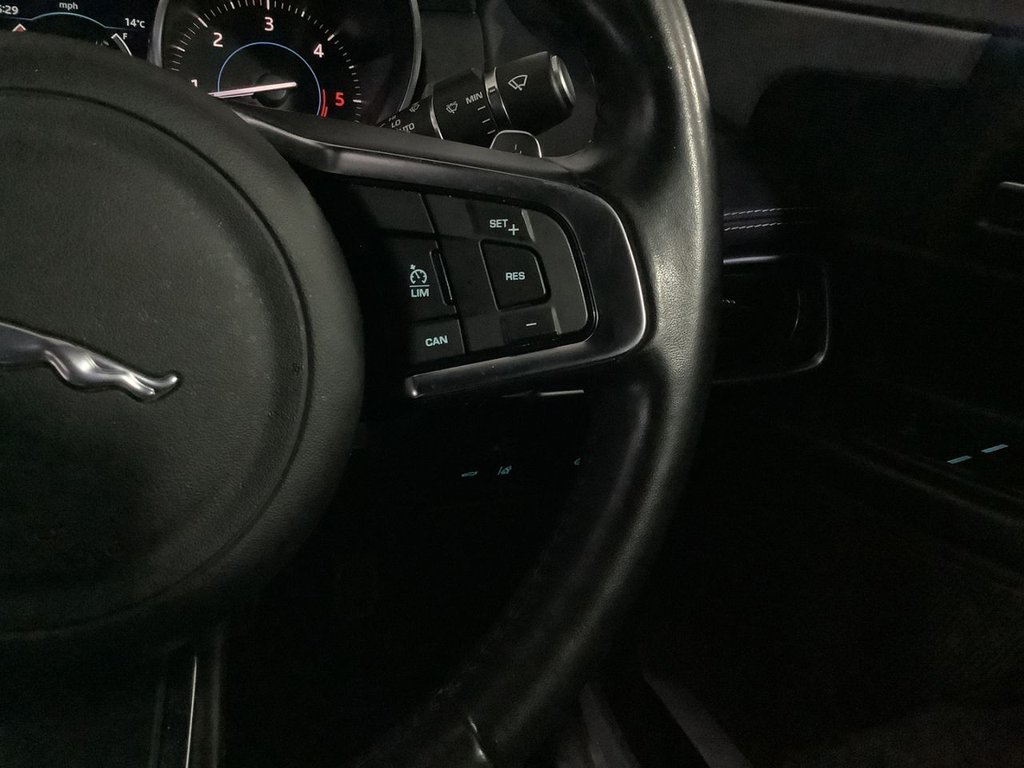 Used Jaguar XE 2019 for sale - 76558777: Photo 21