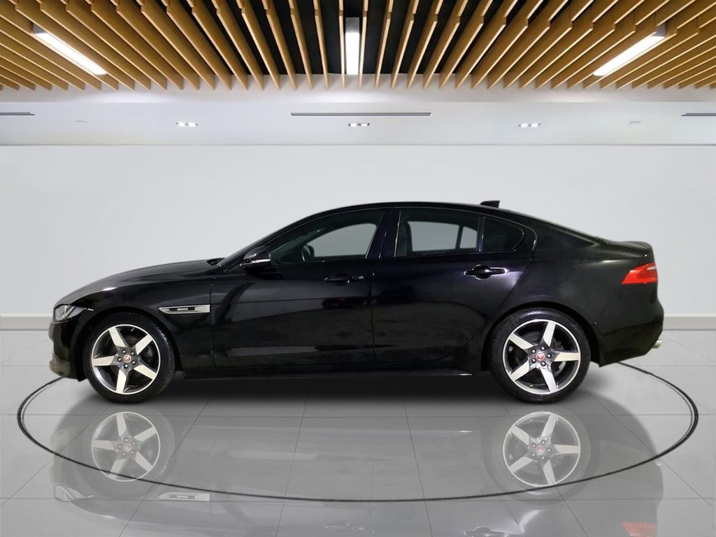 Used Jaguar XE 2019 for sale - 76558777: Photo 4