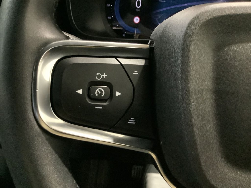 Used Volvo XC40 2022 for sale - 77654454: Photo 17