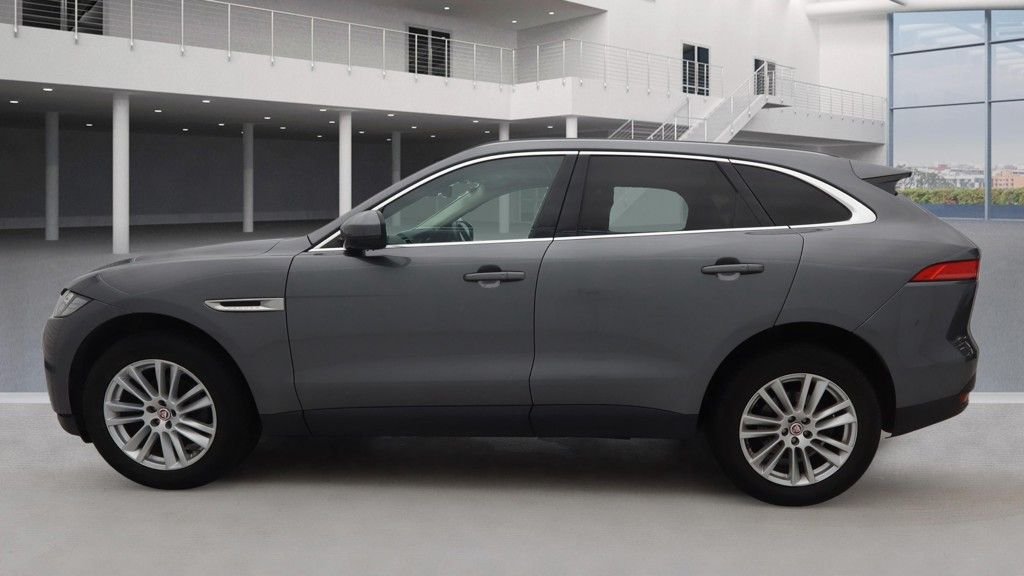 Used Jaguar F-Pace 2019 for sale - 77884954: Photo 6