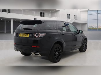 Used Land Rover Discovery Sport 2018 for sale - 76439013: Photo