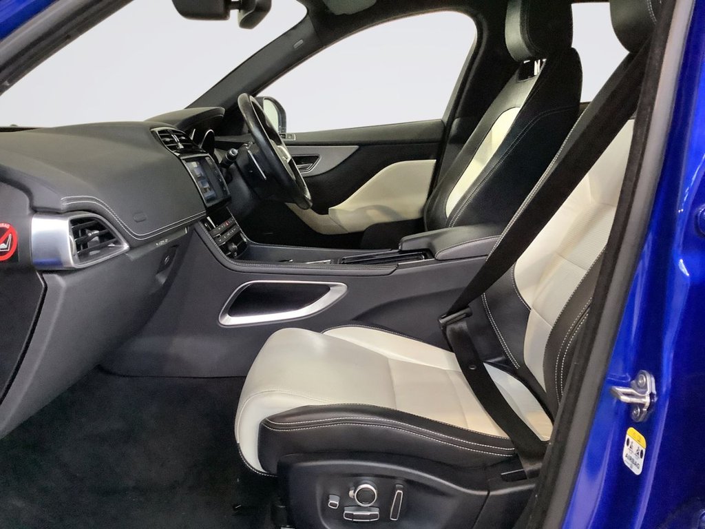 Used Jaguar F-Pace 2018 for sale - 77764942: Photo 11