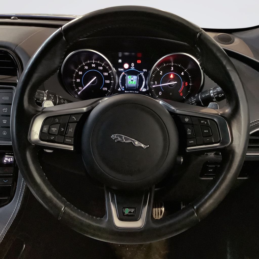 Used Jaguar F-Pace 2018 for sale - 77764942: Photo 15