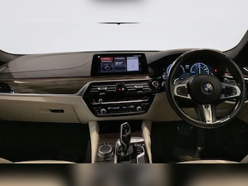 Used BMW 5 Series 2018 for sale - 77734043: Photo