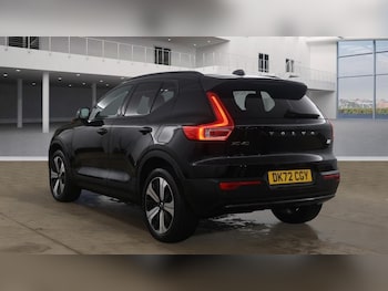 Used Volvo XC40 2023 for sale - 77384352: Photo