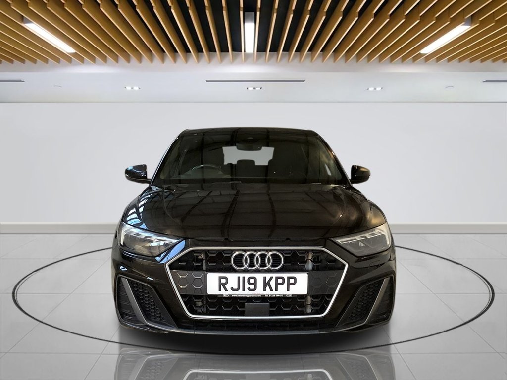 Used Audi A1 2019 for sale - 76900590: Photo 2