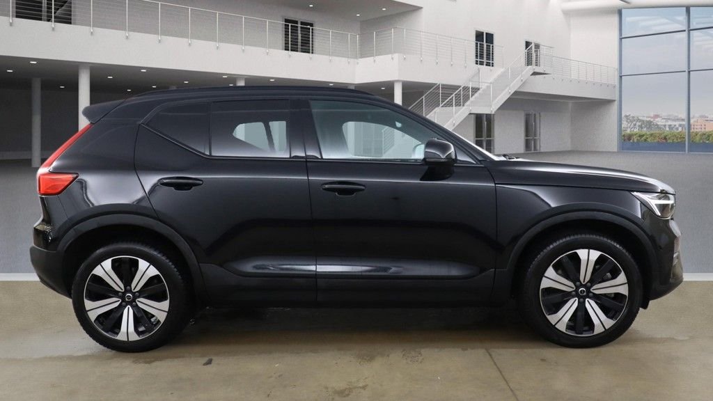 Used Volvo XC40 2023 for sale - 77539693: Photo 11
