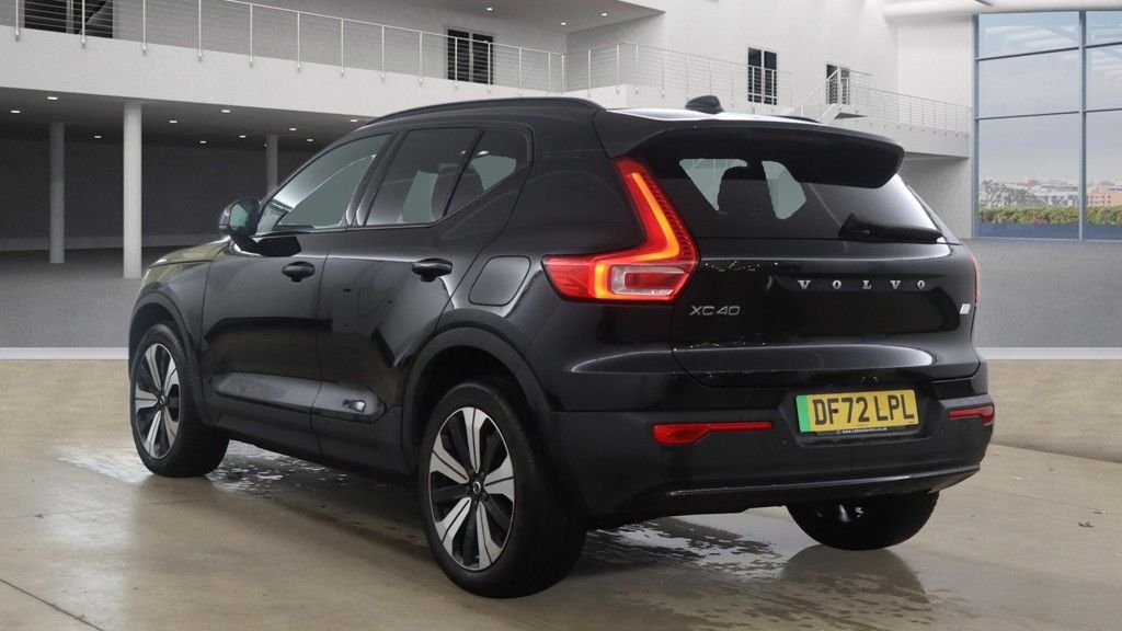 Used Volvo XC40 2023 for sale - 77539693: Photo 9