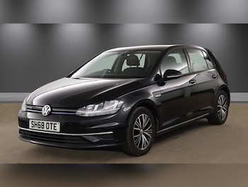 Used Volkswagen Golf 2018 for sale - 78658450: Photo