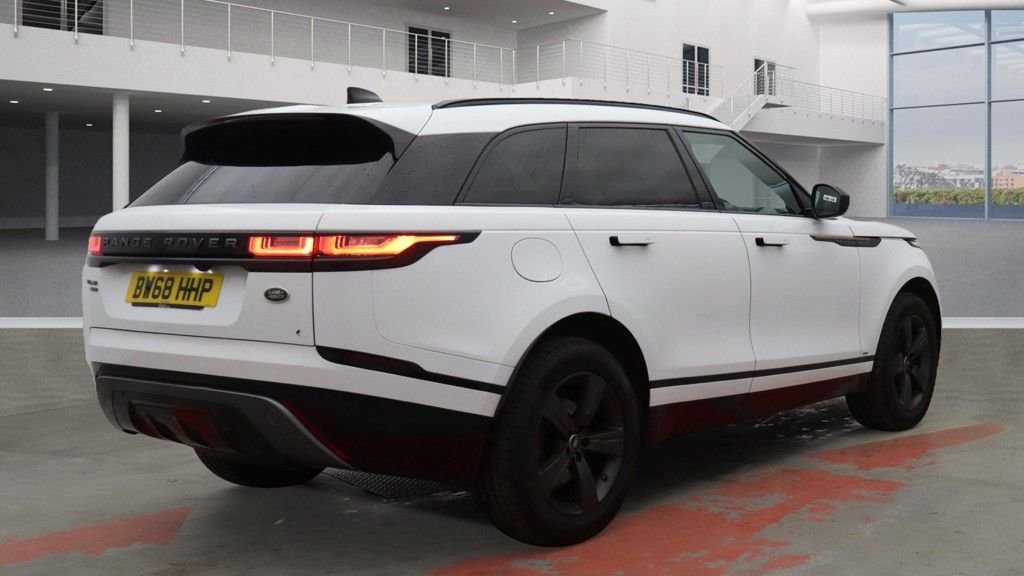 Used Land Rover Range Rover Velar 2018 for sale - 76496705: Photo 4