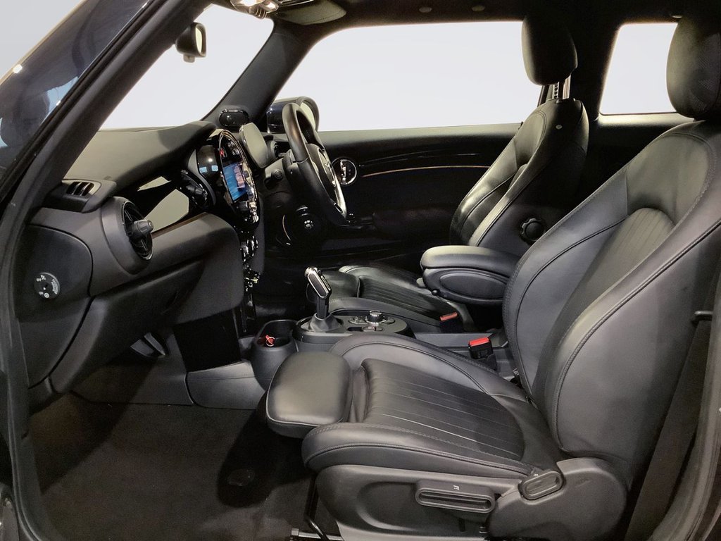 Used MINI Hatch 2022 for sale - 77383833: Photo 11