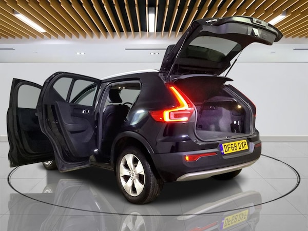 Used Volvo XC40 2018 for sale - 76297210: Photo 10