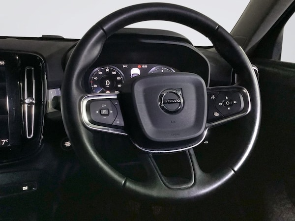 Used Volvo XC40 2018 for sale - 76297210: Photo 15