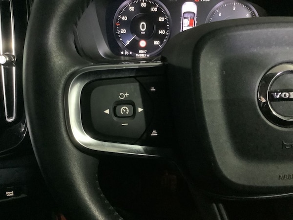 Used Volvo XC40 2018 for sale - 76297210: Photo 17