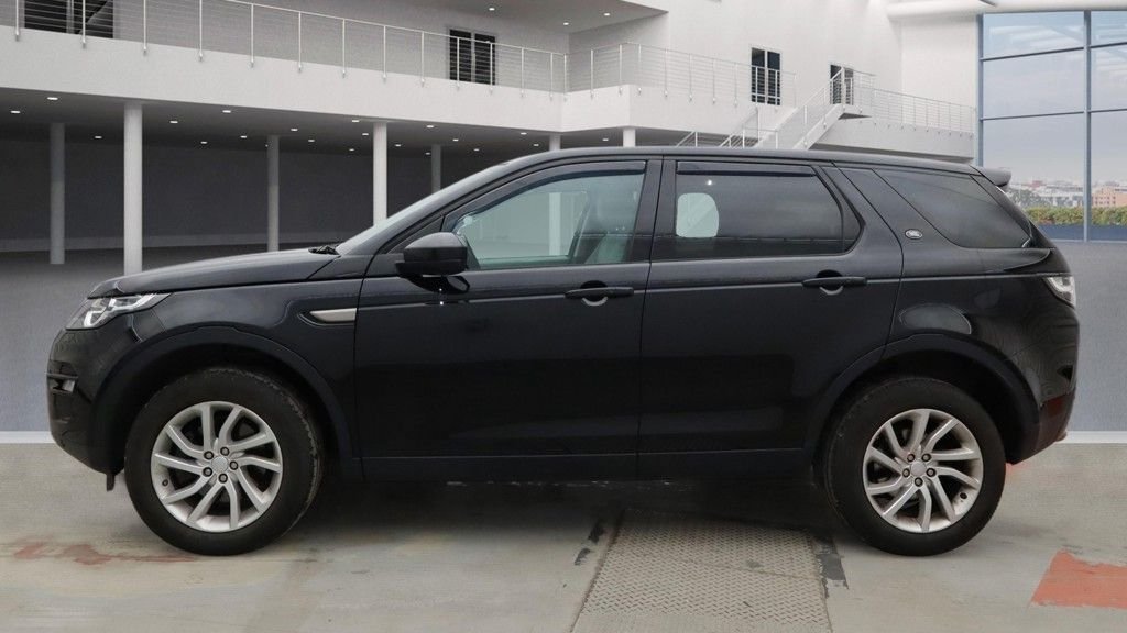 Used Land Rover Discovery Sport 2019 for sale - 77075489: Photo 12