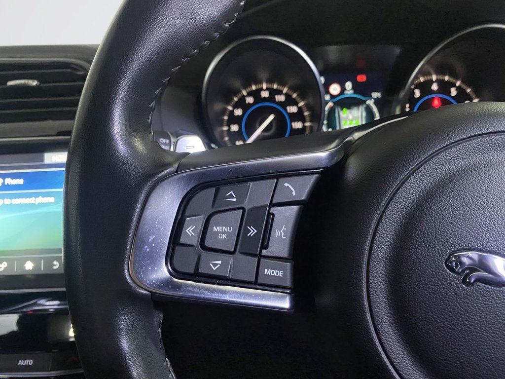 Used Jaguar XE 2019 for sale - 77927161: Photo 15