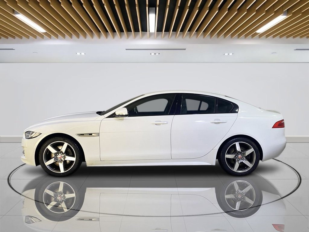 Used Jaguar XE 2019 for sale - 77927161: Photo 4